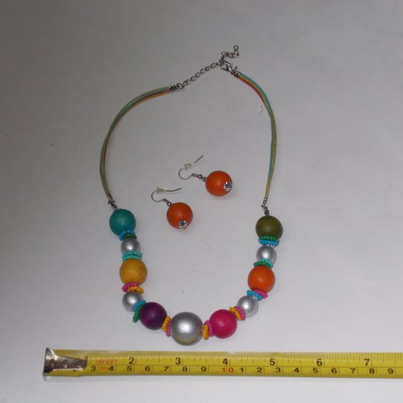 Vintage Necklace & Earring Set - Picture 3 of 4